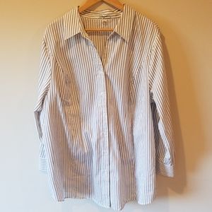 Avenue black striped button down tunic 26/28